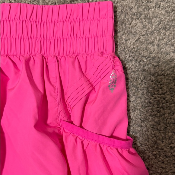 FP Movement by Free People Bright Pink Athletic Shorts size Large NWOT - Picture 2 of 4